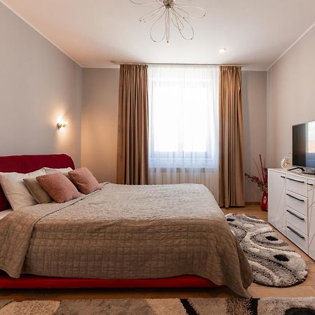 Salt Orchid Central Apartment Turda Exterior photo
