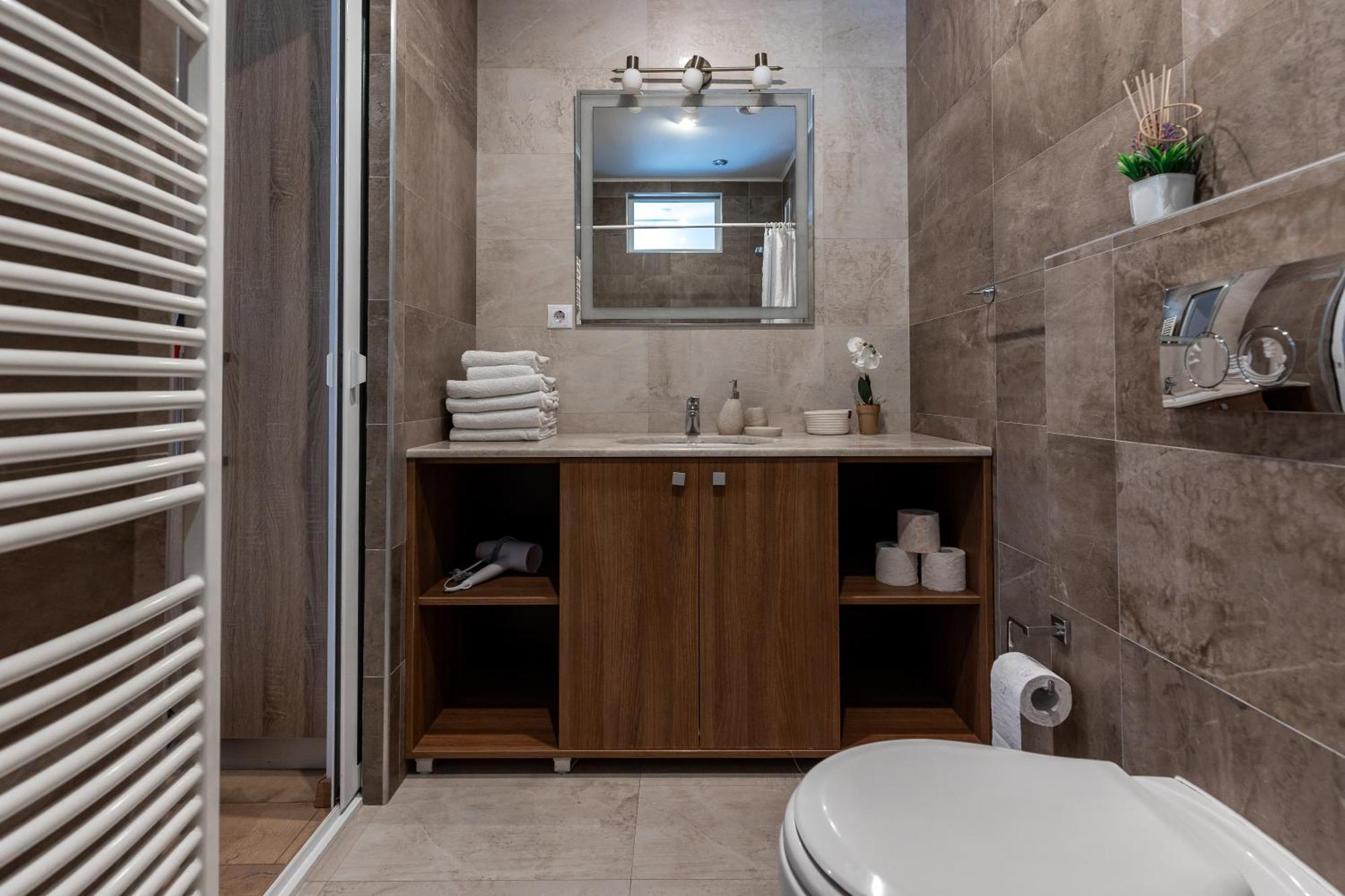 Salt Orchid Central Apartment Turda Exterior photo